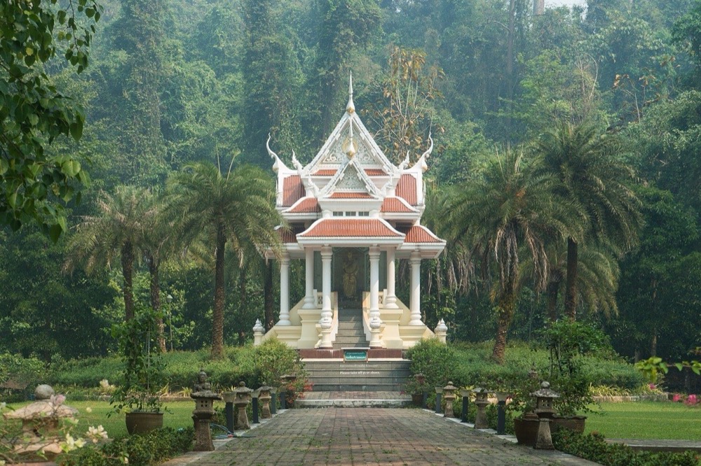 Wat Tham Pha Plong